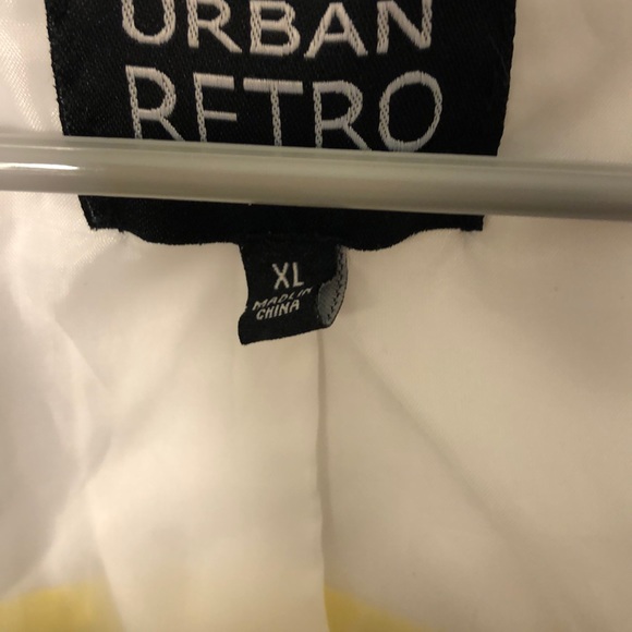 Multi-Color Windbreaker - Picture 4 of 5